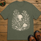 Alien Hiding in the Bushes T-Shirt - Moss