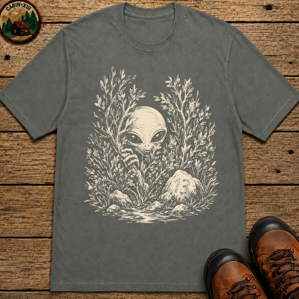Alien Hiding in the Bushes T-Shirt - Pepper