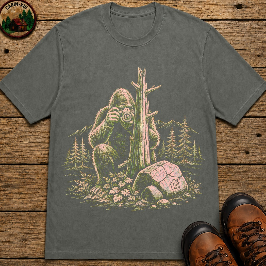Big Foot With A Camera T-Shirt - Pepper