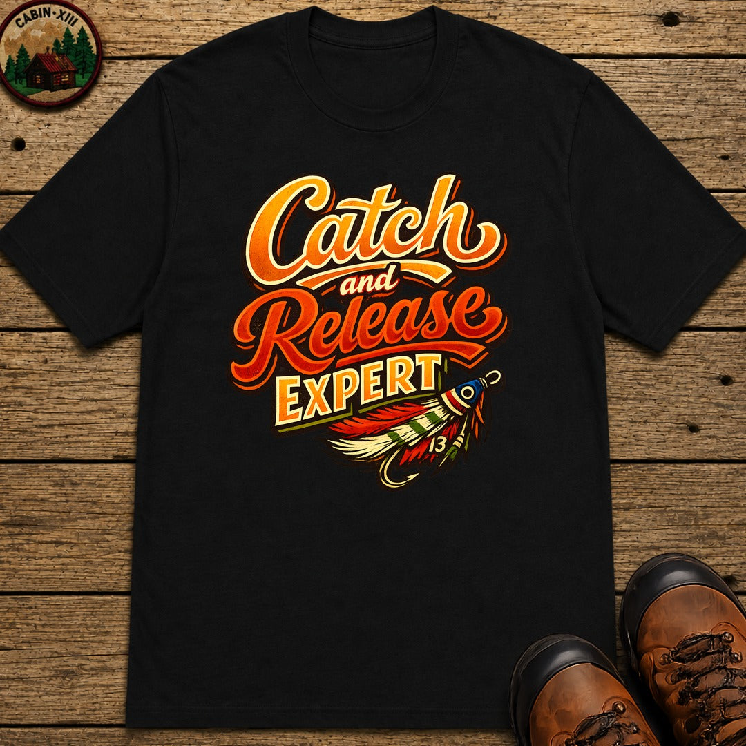 Catch and Release Expert Funny Fishing Shirt — Fly Fishing Tee - Black