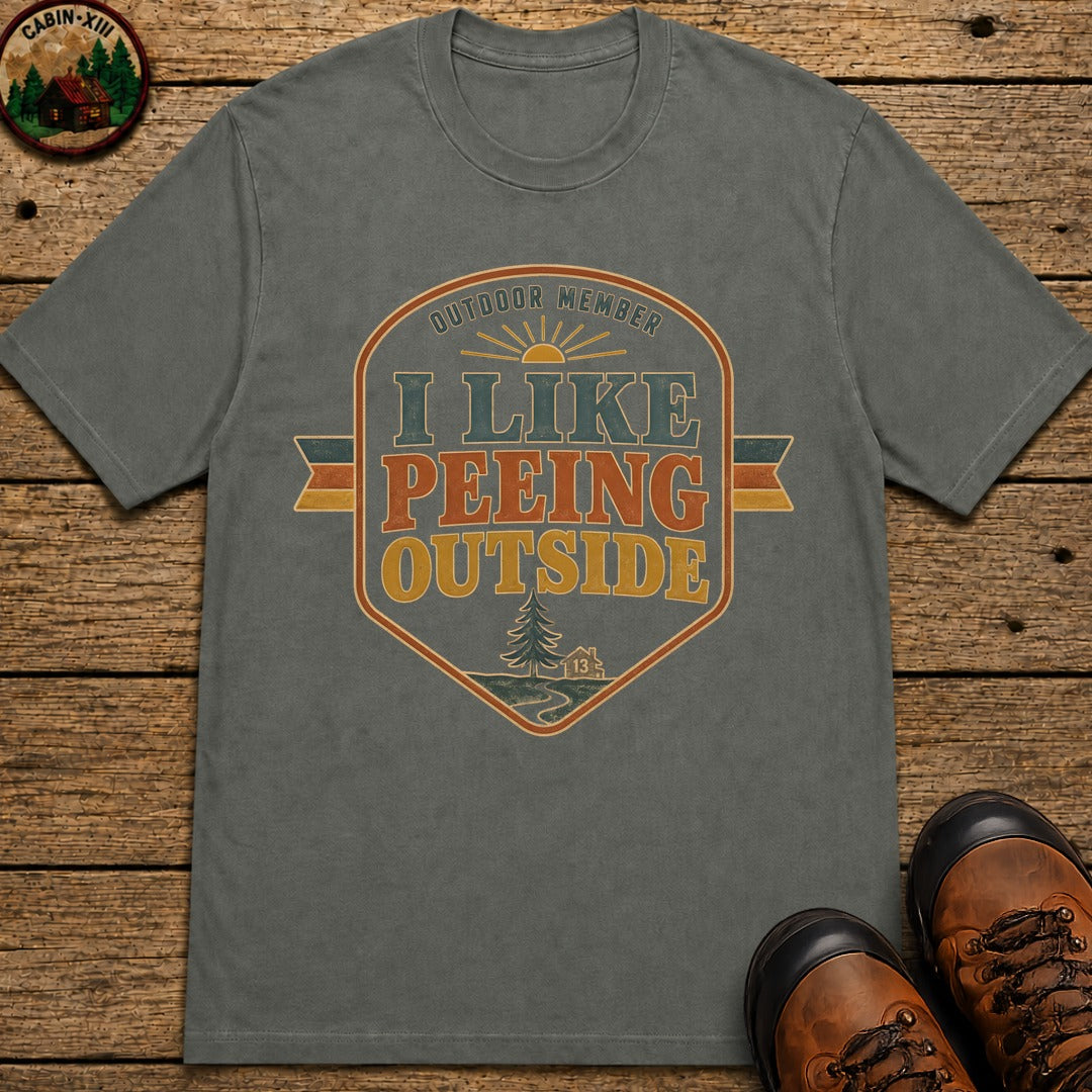 I Like Peeing Outside (Retro) T Shirt - Pepper