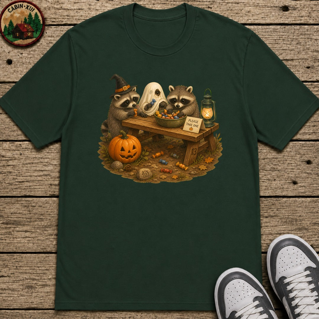 Raccoon Trick Or Treat Kids T-Shirt - Forest Green