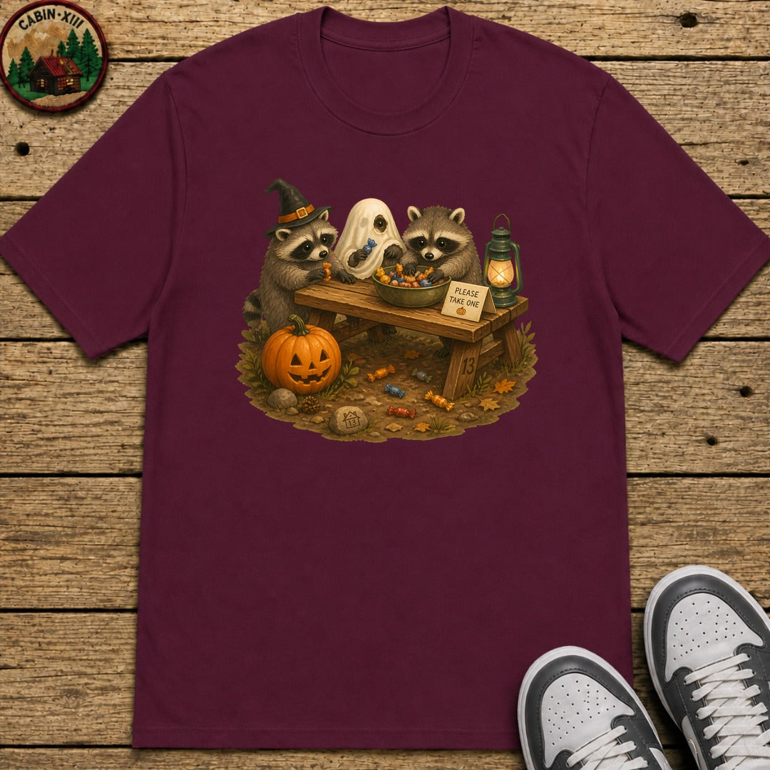 Raccoon Trick Or Treat Kids T-Shirt - Maroon